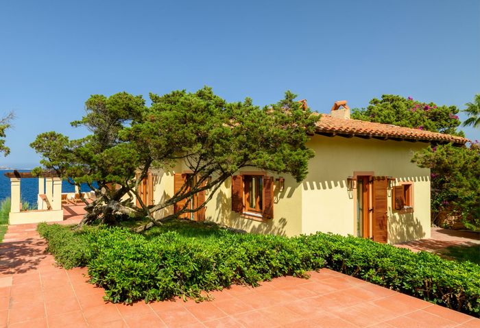 Azzurra villa photo.